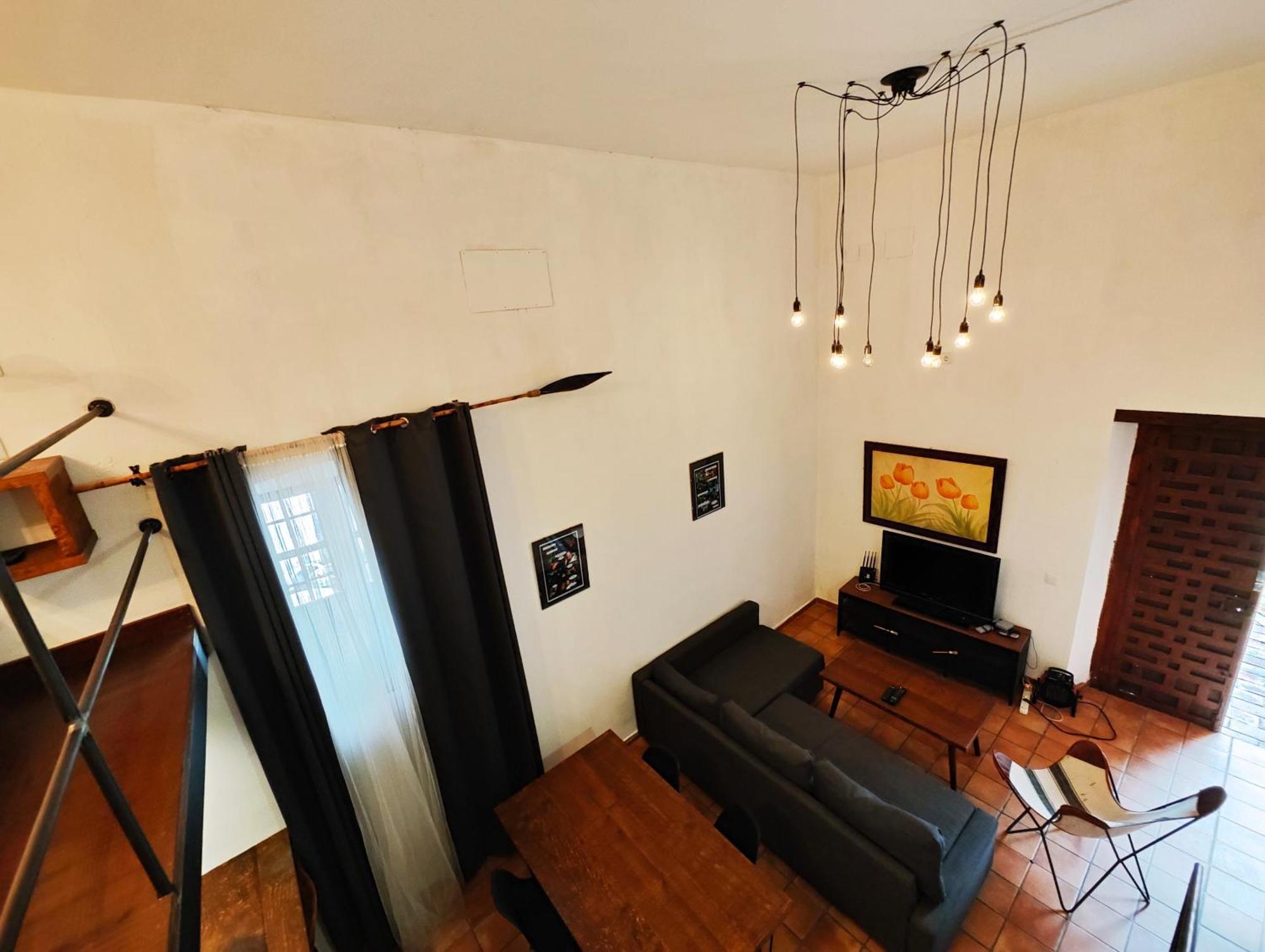 קרמונה Hostal Cafe Frenteabastos מראה חיצוני תמונה